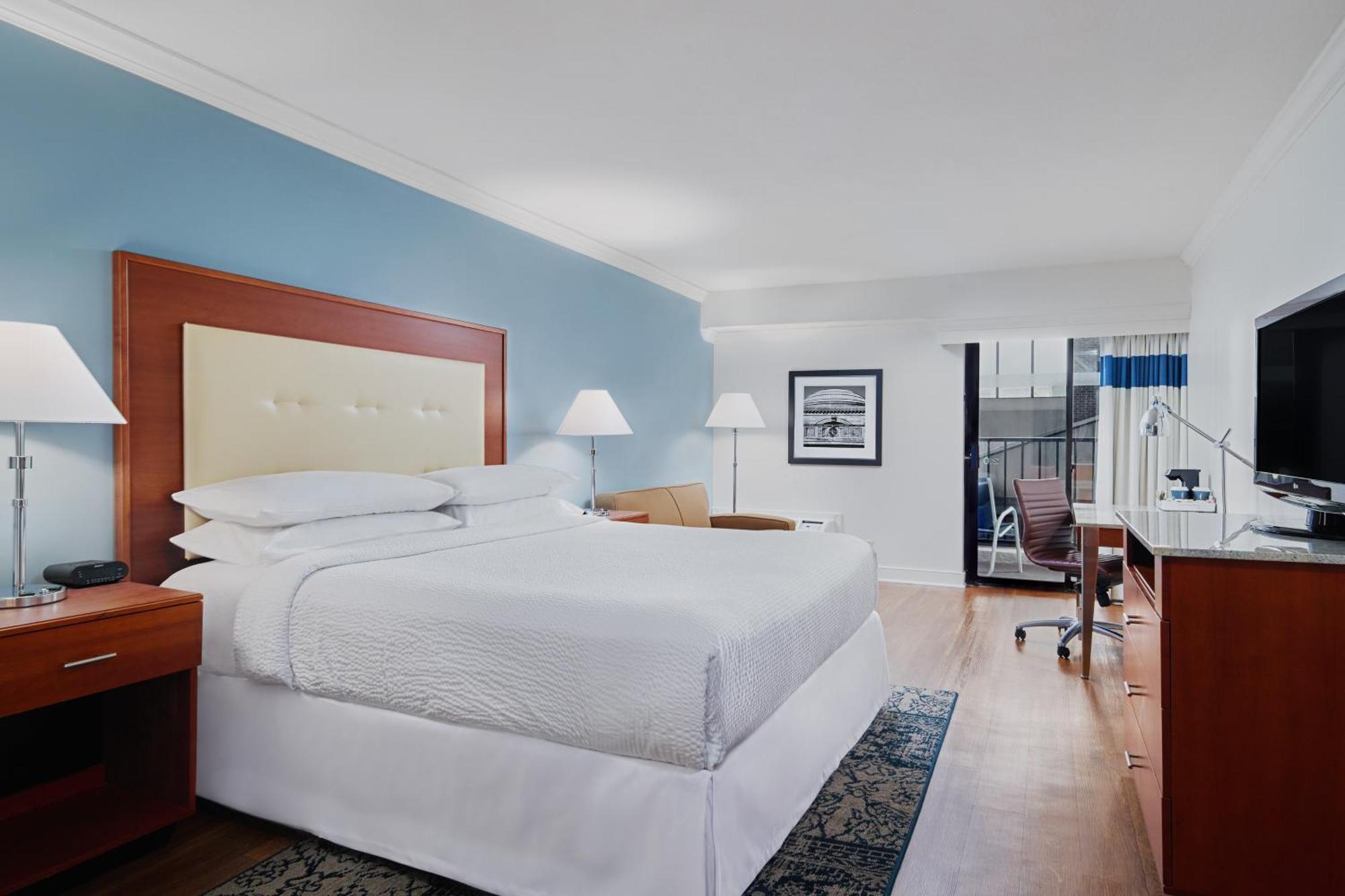 โฟร์ พอยต์ บาย เชอราตัน ริชมอนด์ แอร์พอร์ต Hotel แซนด์สตัน ภายนอก รูปภาพ